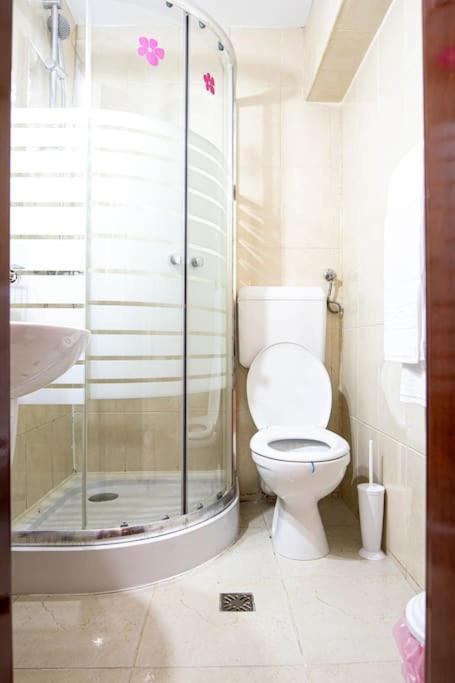 Ultra Central Luxury 3Br 2Bath Apt & Amazing Views Bukarest Eksteriør billede